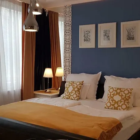 Vip Studio Castle